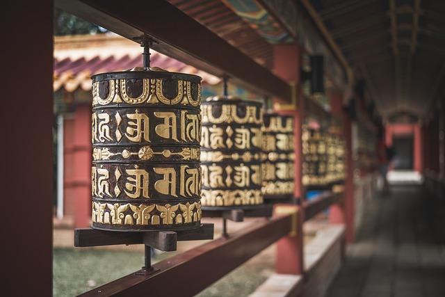 Exploring Solitude in Mantra Meditation⁢ Benefits and Drawbacks of Solo Practice Cultivating Inner​ Peace Alone Expert Tips for a Fulfilling Solo⁤ Meditation Experience