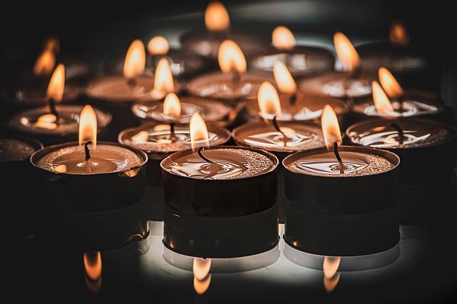 Creating Atmosphere: Lighting and Aromas for Tranquility